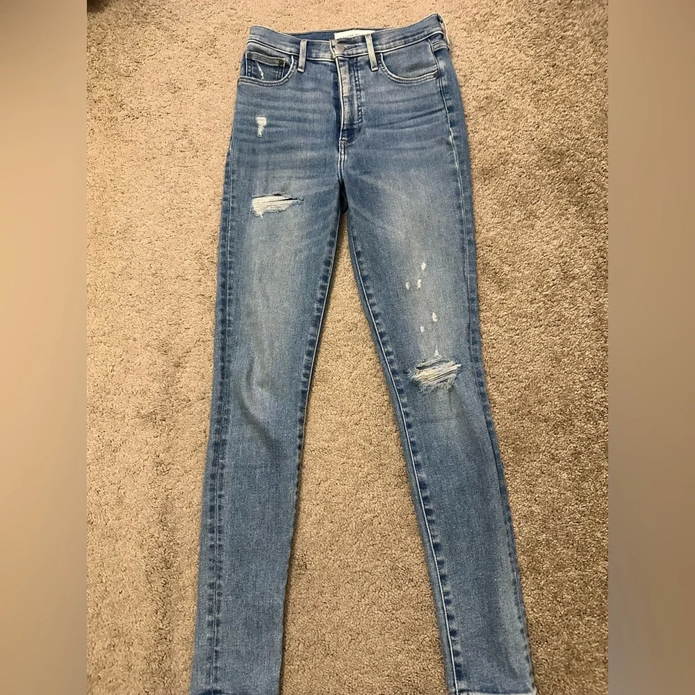 Aritzia Denim Forum The Lola‎ High Rise Skinny